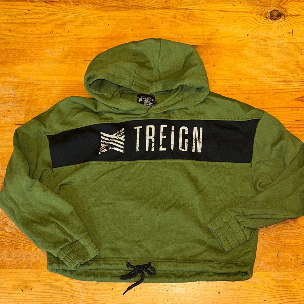 Green Treign Crop Hoodie
